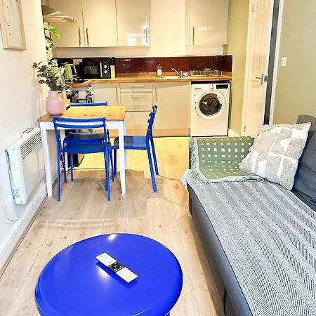 לייסטר Granby Apartments F-2 מראה חיצוני תמונה